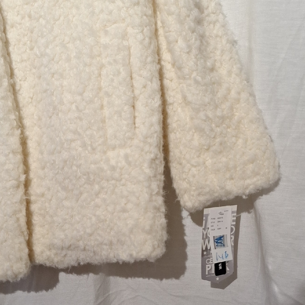 Cream Teddy Jacket, Faux Fur, Oversized Celebrity Pink Sz 4, NWT - Picture 6 of 12